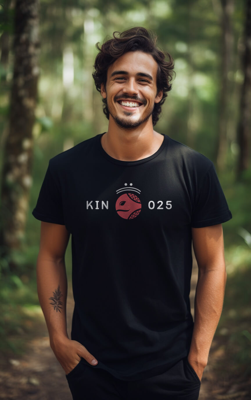 Camiseta Preta Kin 025 - Serpente Cristal Vermelha