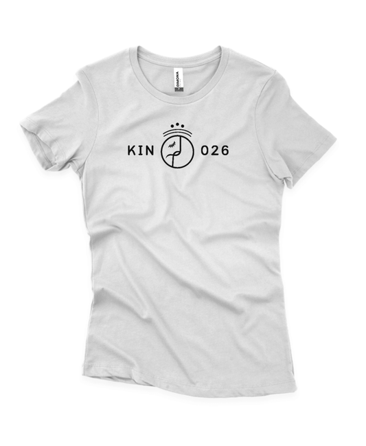 Mockup Camisa Branca - Camisa Feminina Kin 026 - Enlaçador de Mundos Cósmico - Kin 26