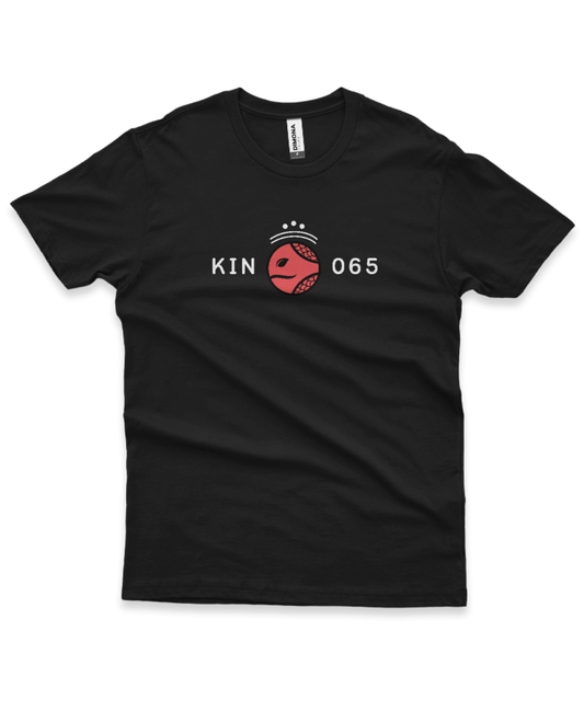 Camiseta Preta Kin 065 - Serpente Cósmica Vermelha