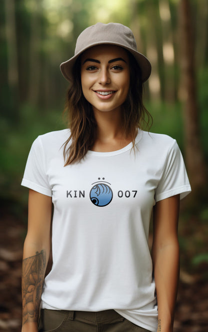 Modelo Humano Camisa Branca - Camisa Feminina Kin 007 - Mão Ressonante Azul - Kin 07 - Kin 7