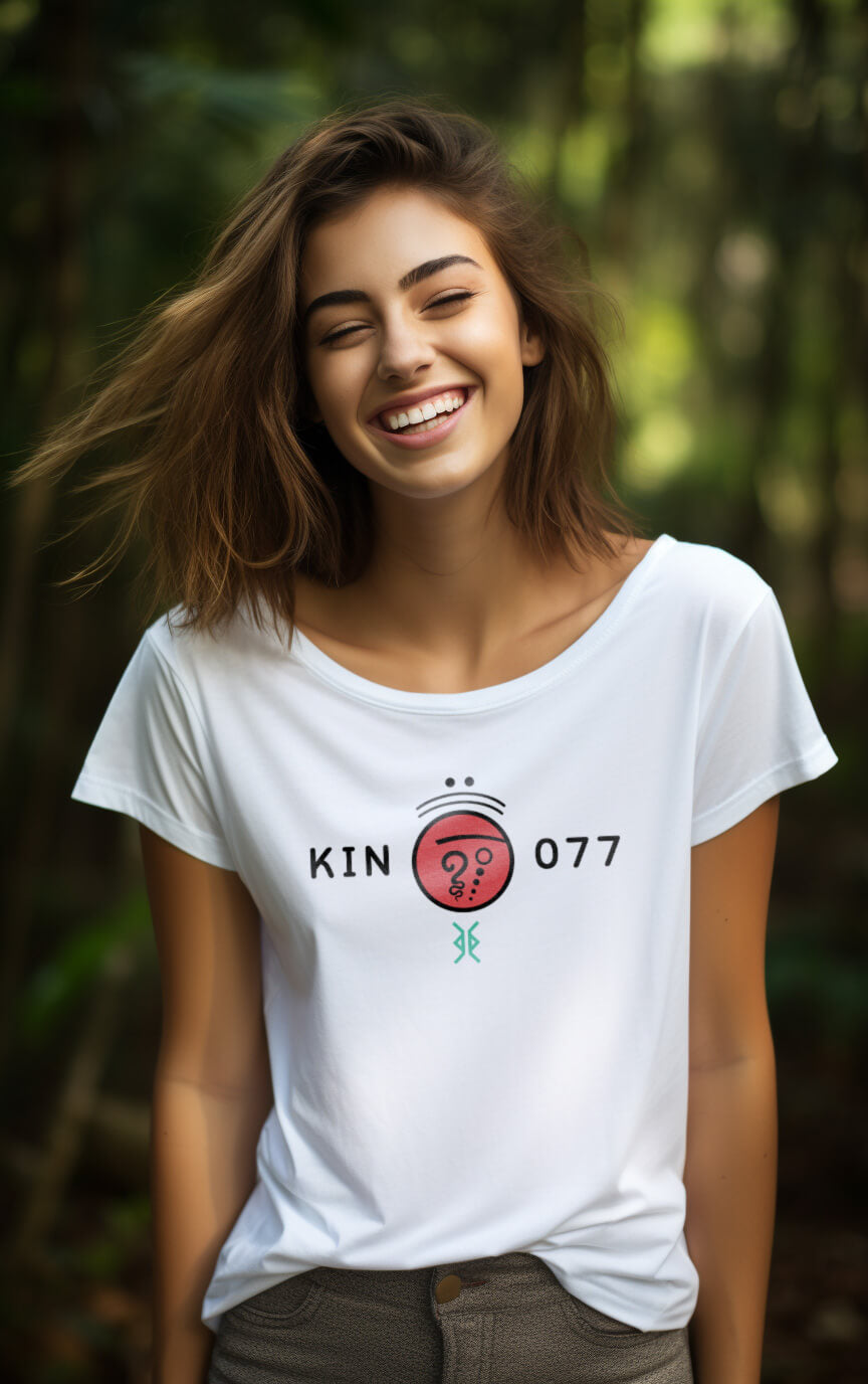 Camisa Feminina Branca Kin 077 - Terra Cristal Vermelha - Kin 77