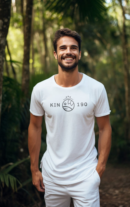 Camiseta Branca Kin 190 - Cachorro Galáctico Branco