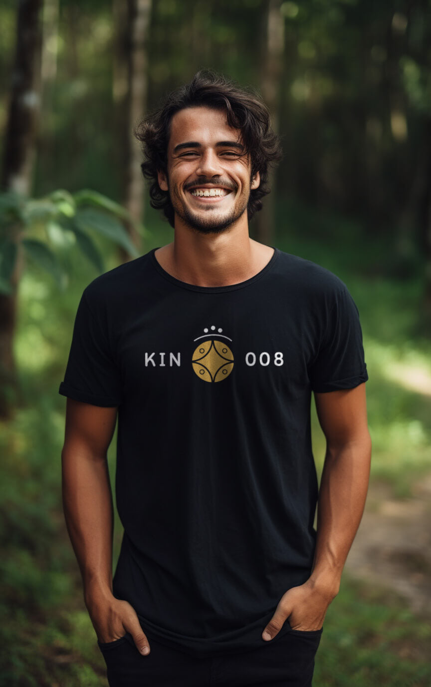 Camiseta Preta Kin 008 - Estrela Galáctica Amarela