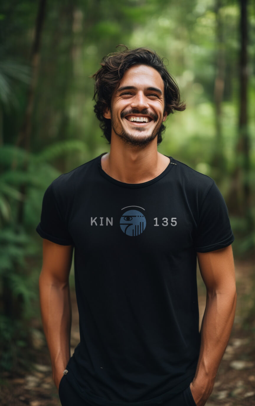 Camiseta Preta Kin 135 - Águia Harmônica Azul