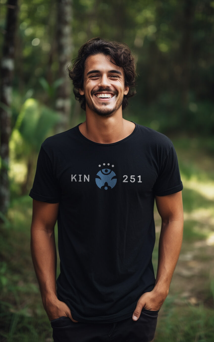 Camiseta Preta Kin 251 - Macaco Autoexistente Azul